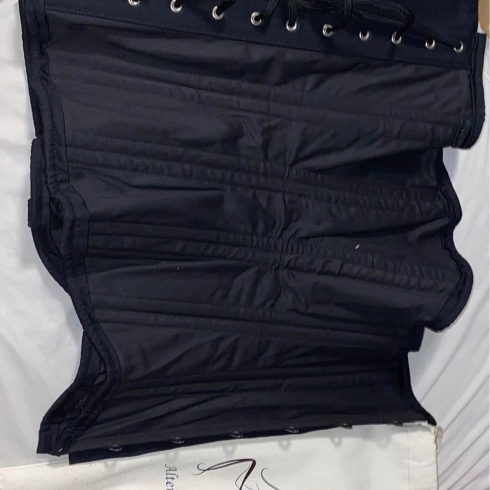 Waist Trainer - image 2